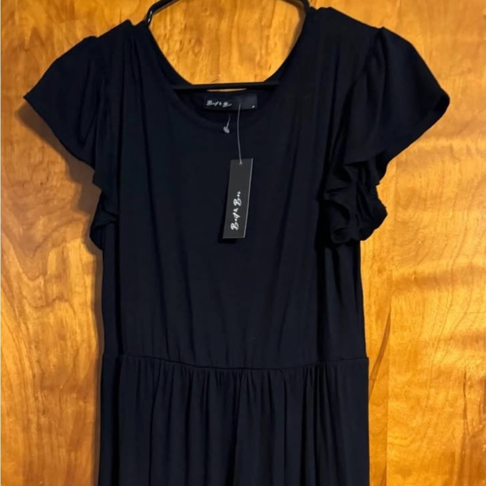 Women’s black dresss